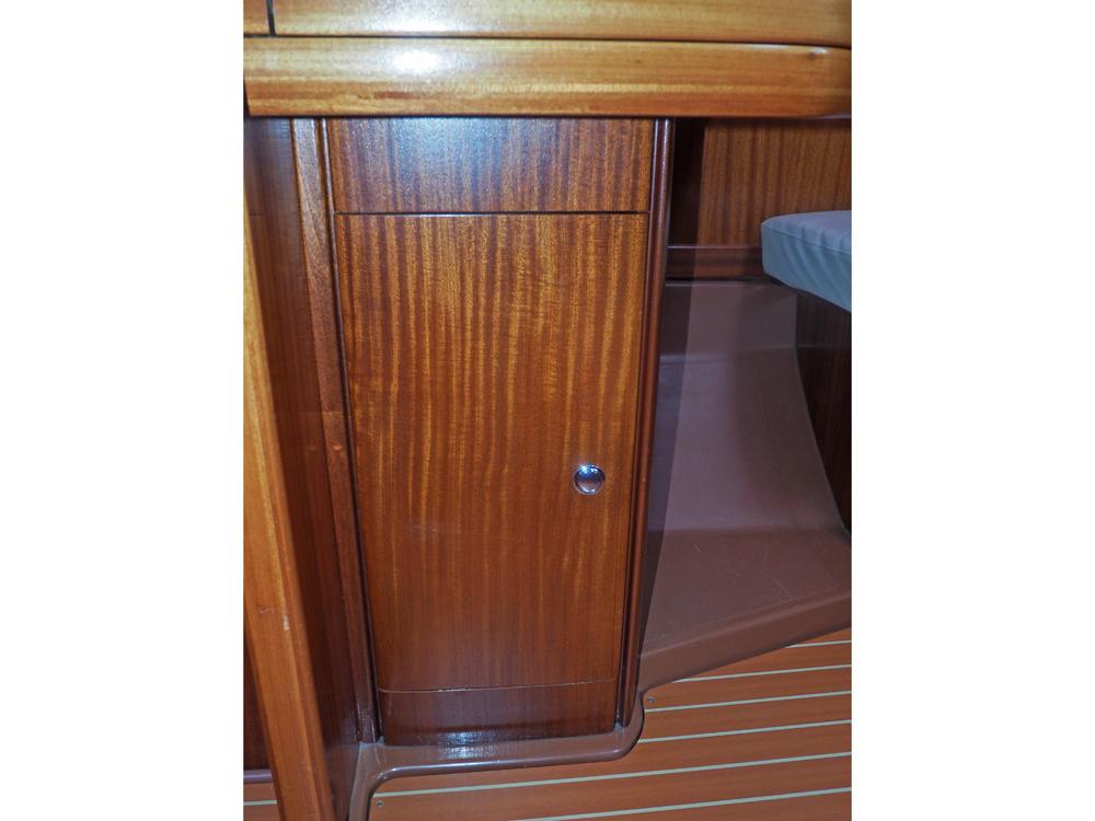 Salon, H&eacute;bergements